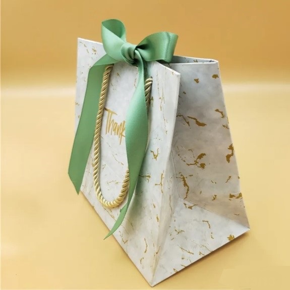 【特別注文】0050092 パッケージ ギフト 贈り物 プレゼント ボックス チョコレート キャンディ 高級