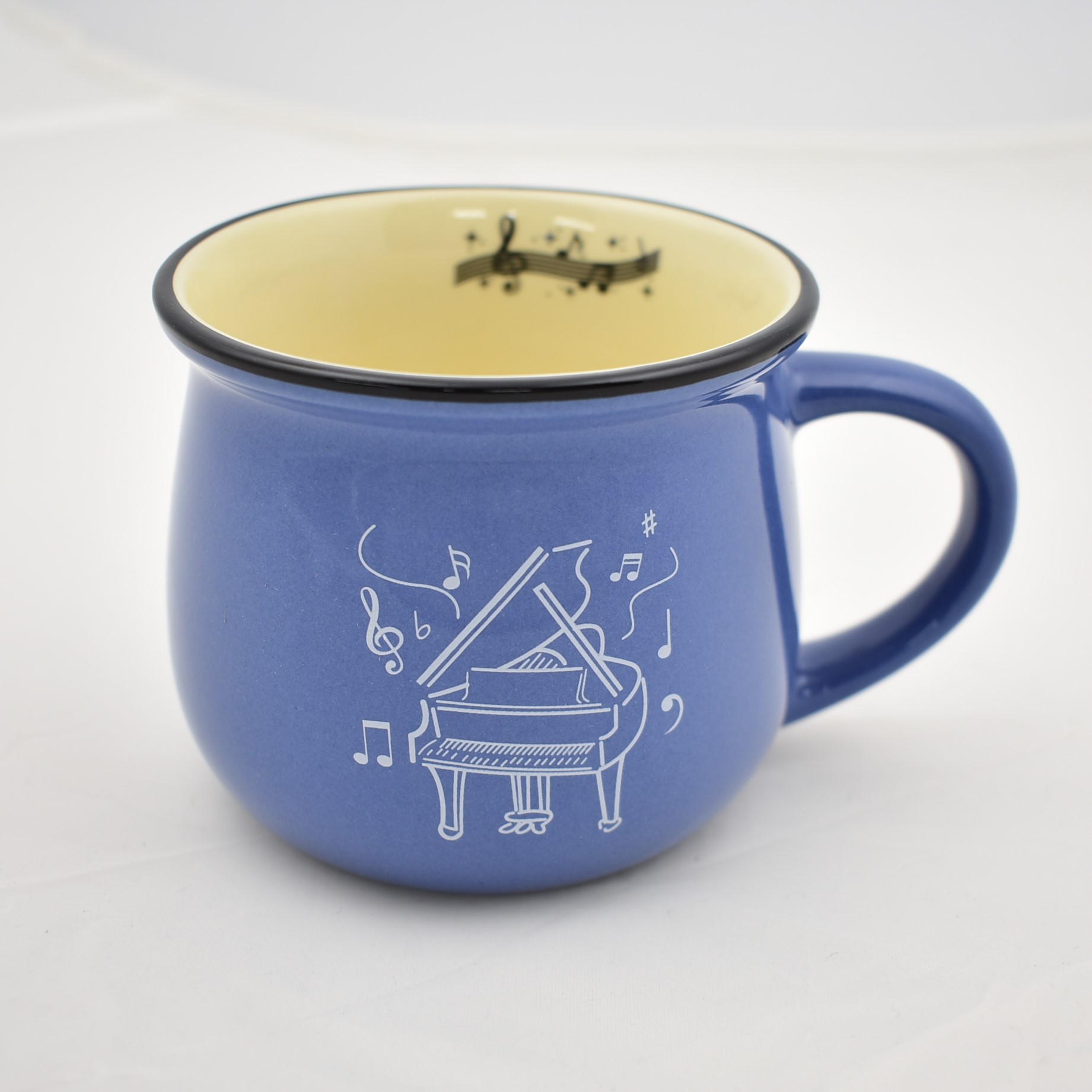 0442092 【音楽雑貨】ピアノデザインマグカップ